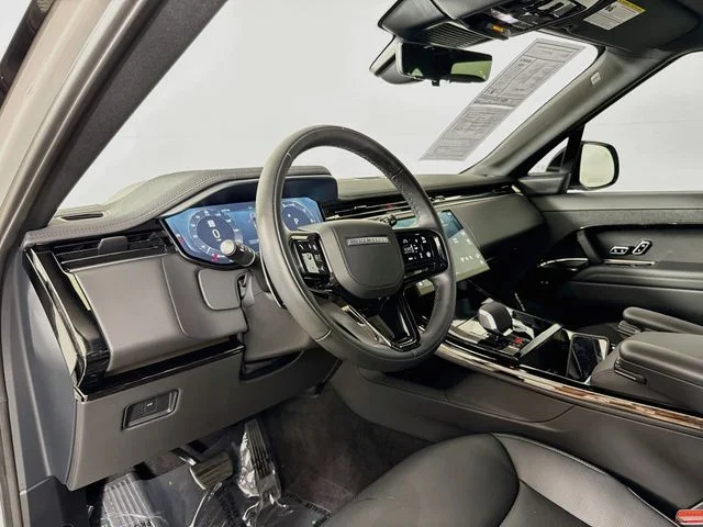 Used 2026 Gray Land Rover Dynamic SE image 9