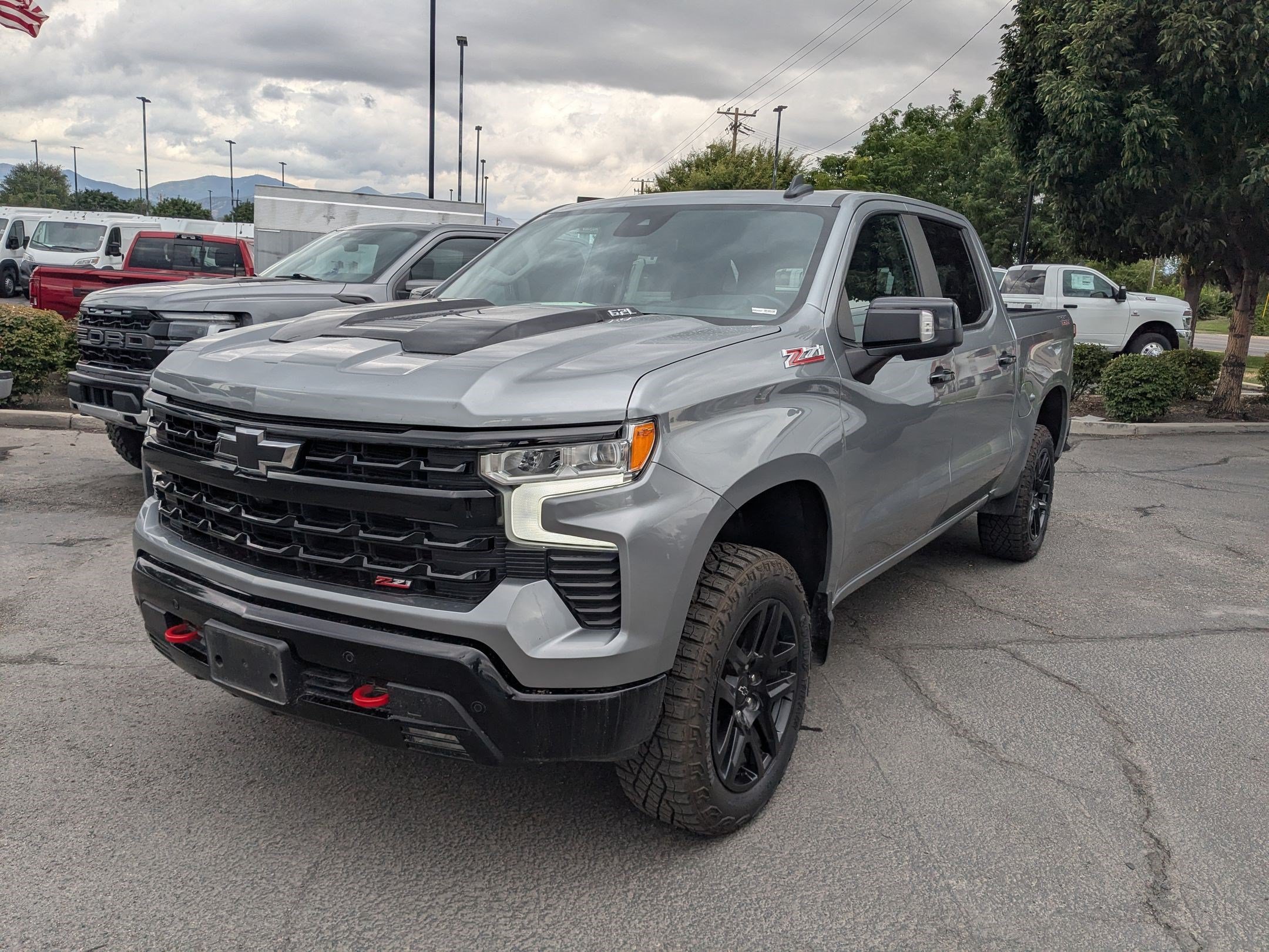 Used 2024 Sterling Gray Metallic Chevrolet LT Trail Boss image 8