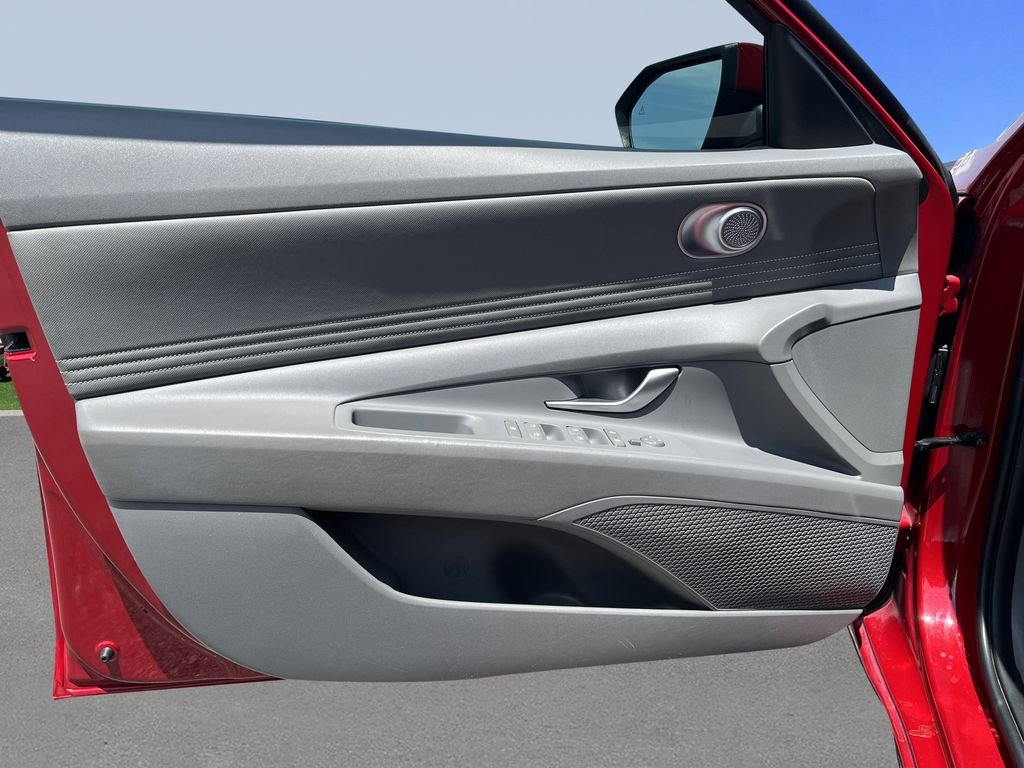 Used 2023 Scarlet Red Pearl Hyundai SEL image 16