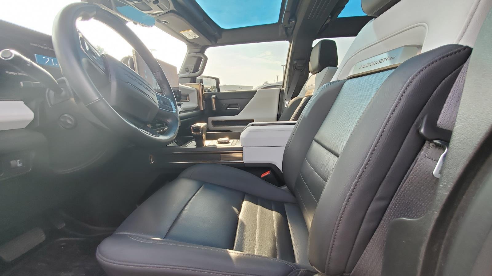 Used 2024 Meteorite Metallic (Grey) GMC 3X image 3