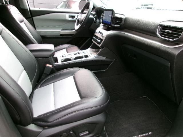Certified Used 2023 Star White Ford XLT image 4
