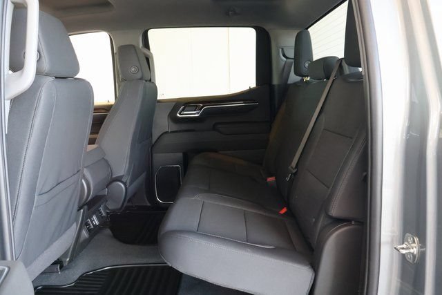 2026 GMC Sierra 1500 SLE - Photo 13