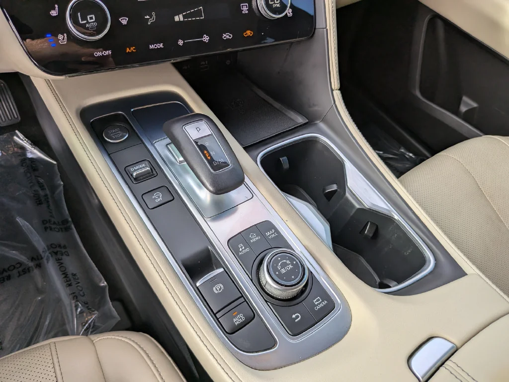 Used 2023 Blue INFINITI LUXE image 25