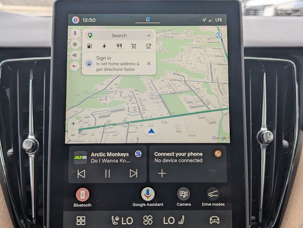 New 2026 Blue Volvo T8 Plus image 25