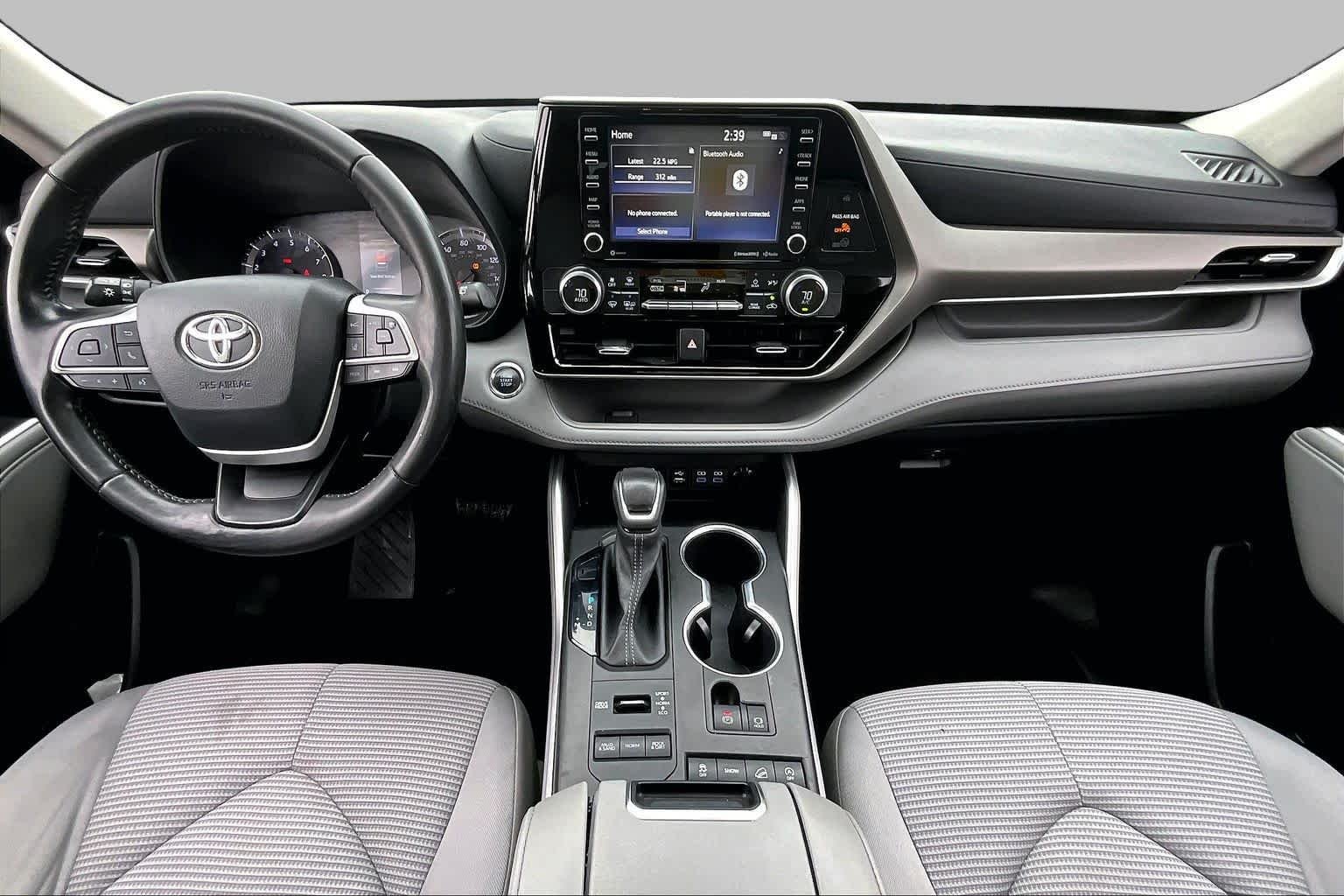 Used 2022 Celestial Silver Metallic Toyota LE image 15