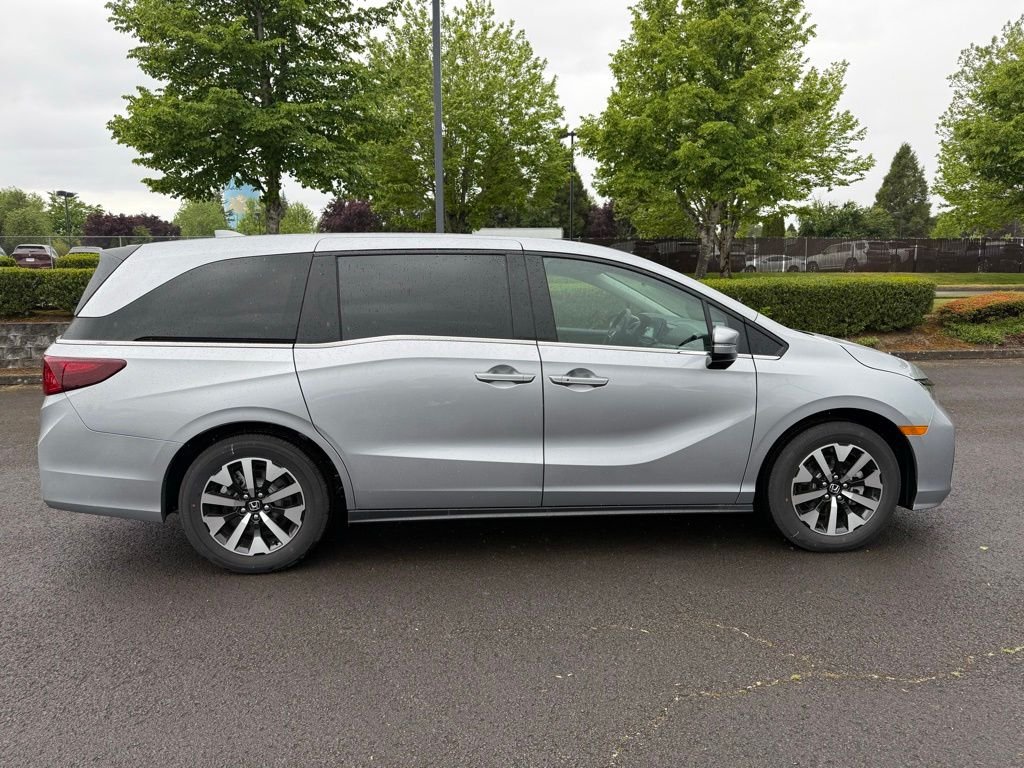 Used 2026 Silver Metallic Honda EX-L image 6