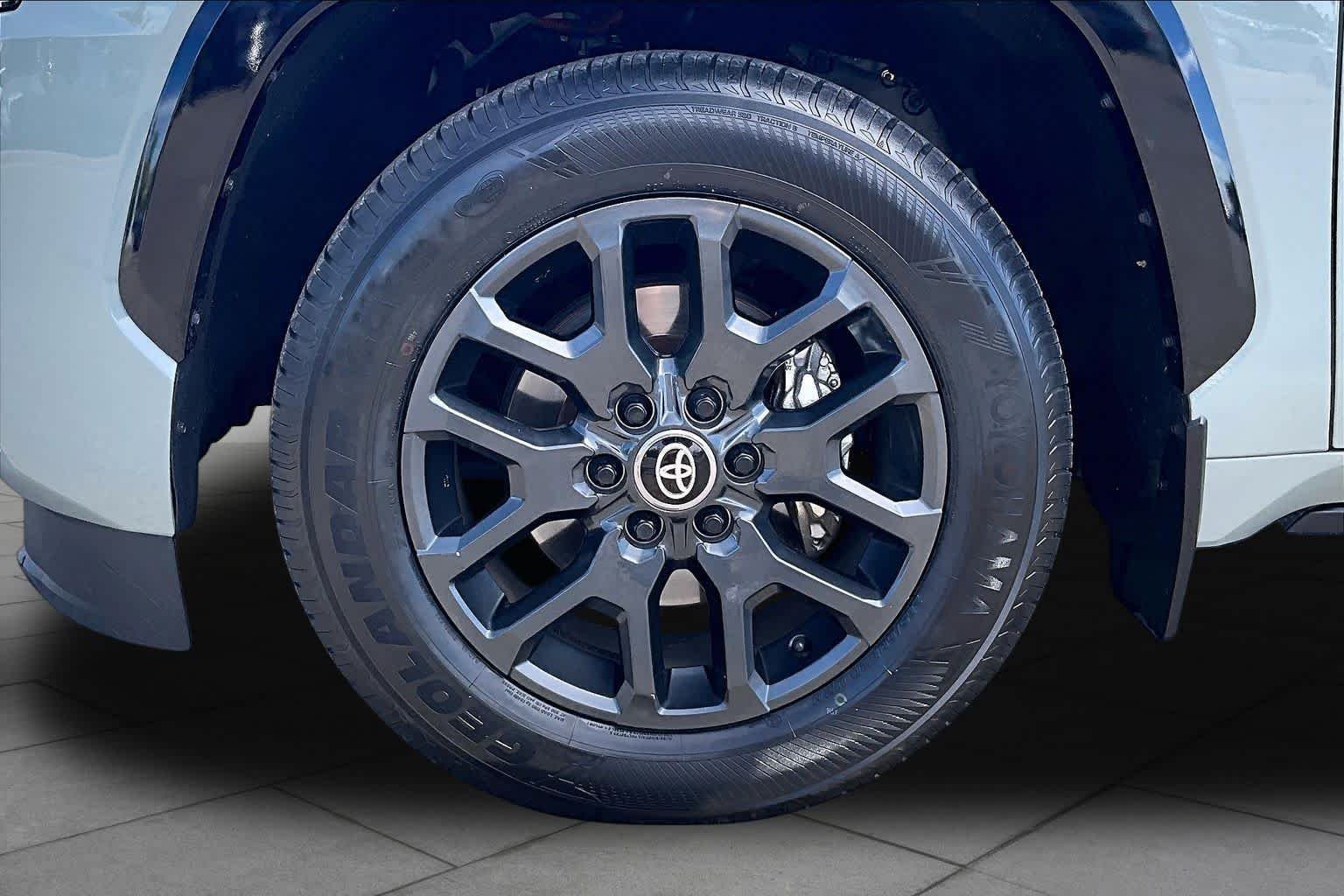 Certified Used 2025 Lunar Rock Toyota Platinum image 10