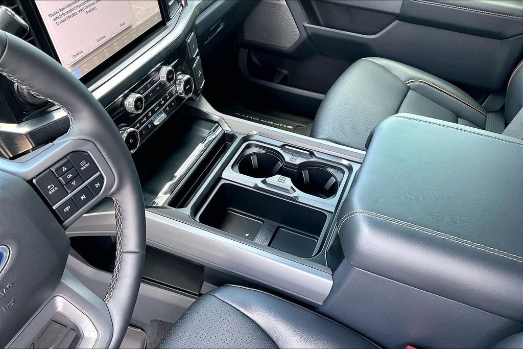New 2026 Ford Super Duty F-250 Lariat 4D Crew Cab