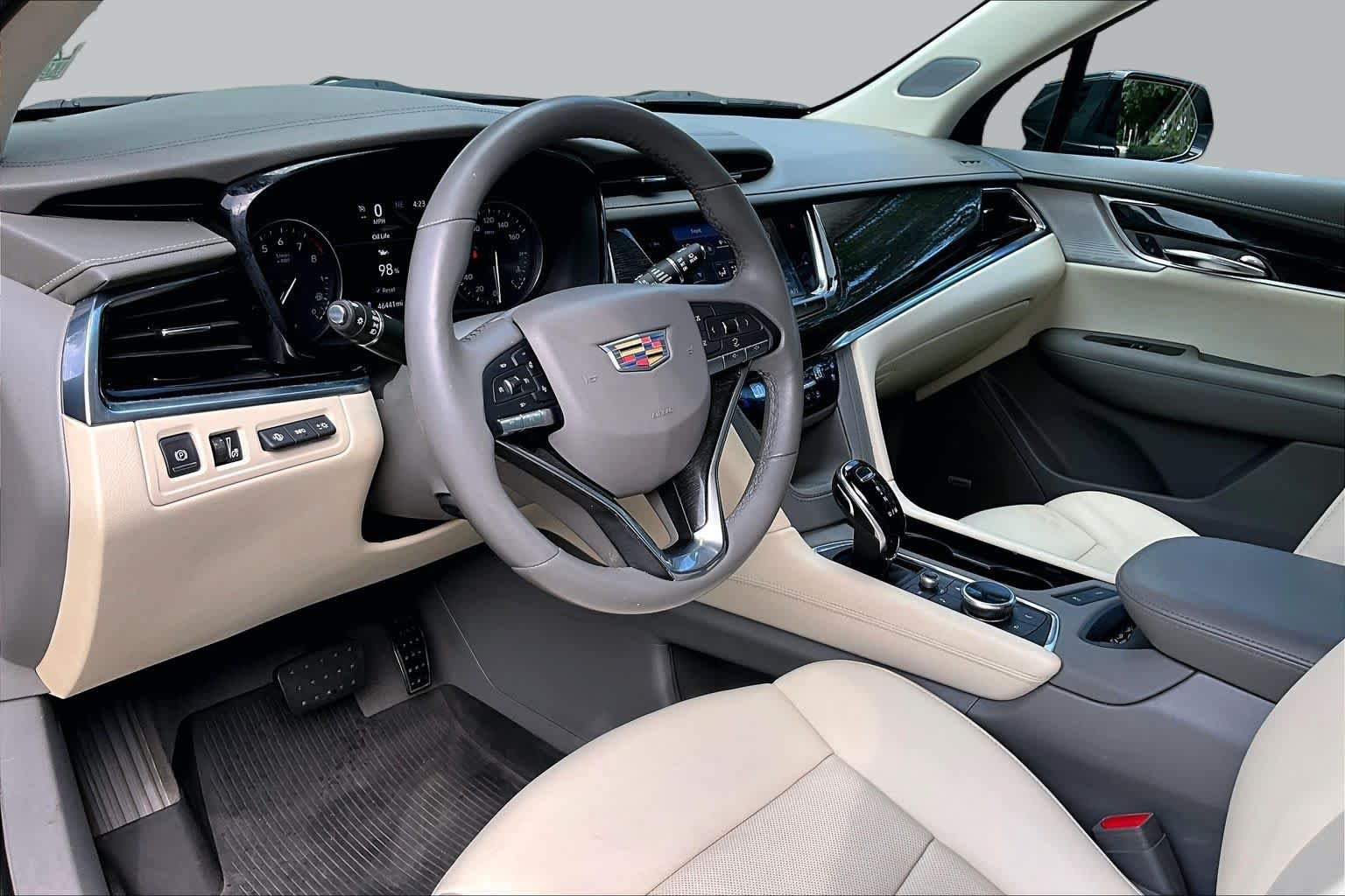 Used 2020 Manhattan Noir Metallic Cadillac FWD Premium Luxury image 18