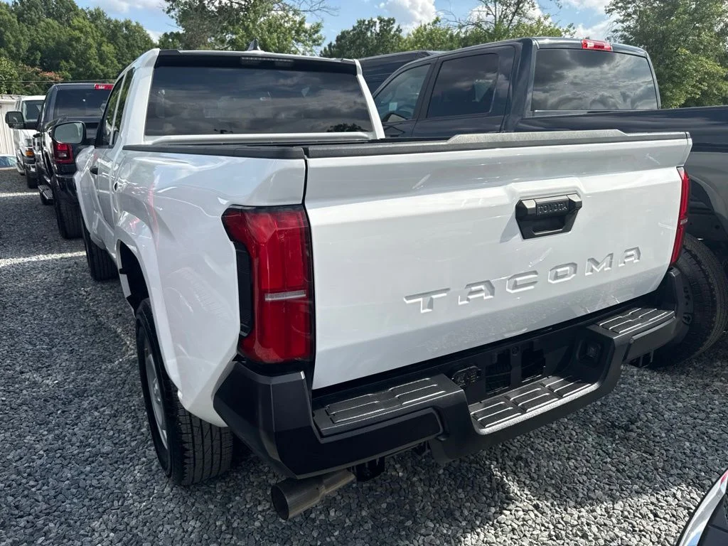 Used 2025 White Toyota SR image 4