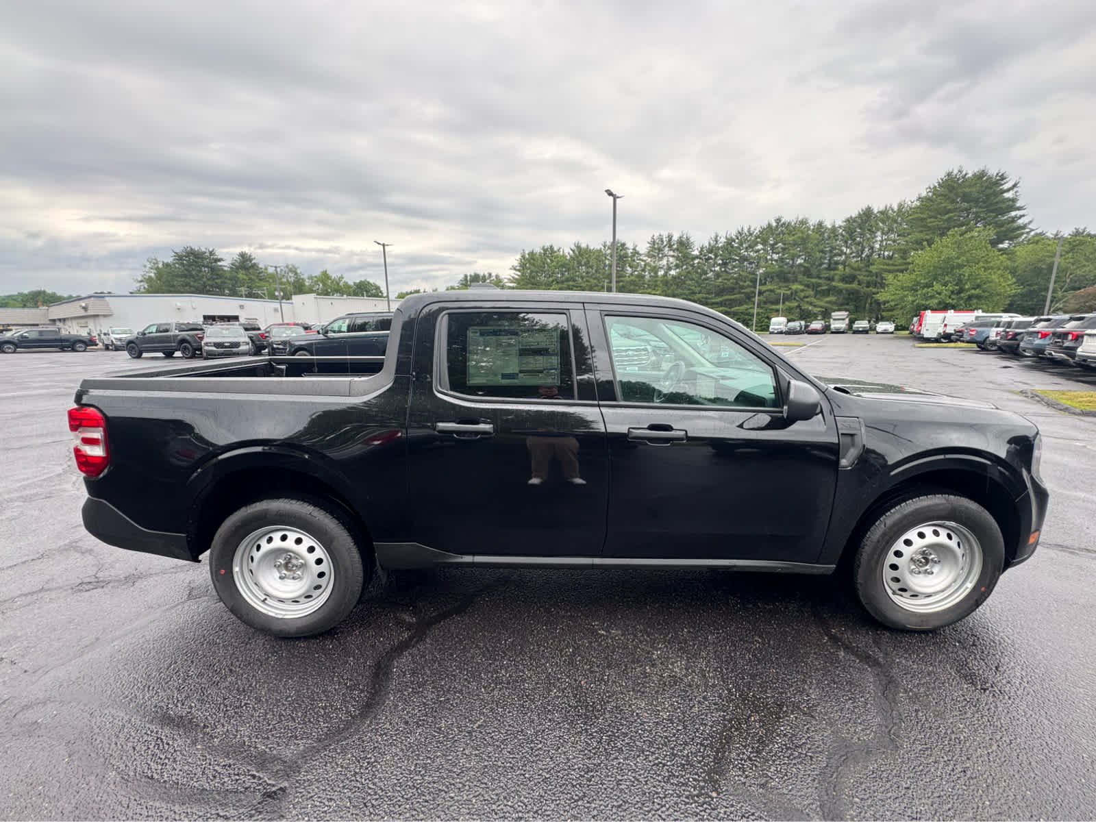 New 2026 Shadow Black Ford XL image 7