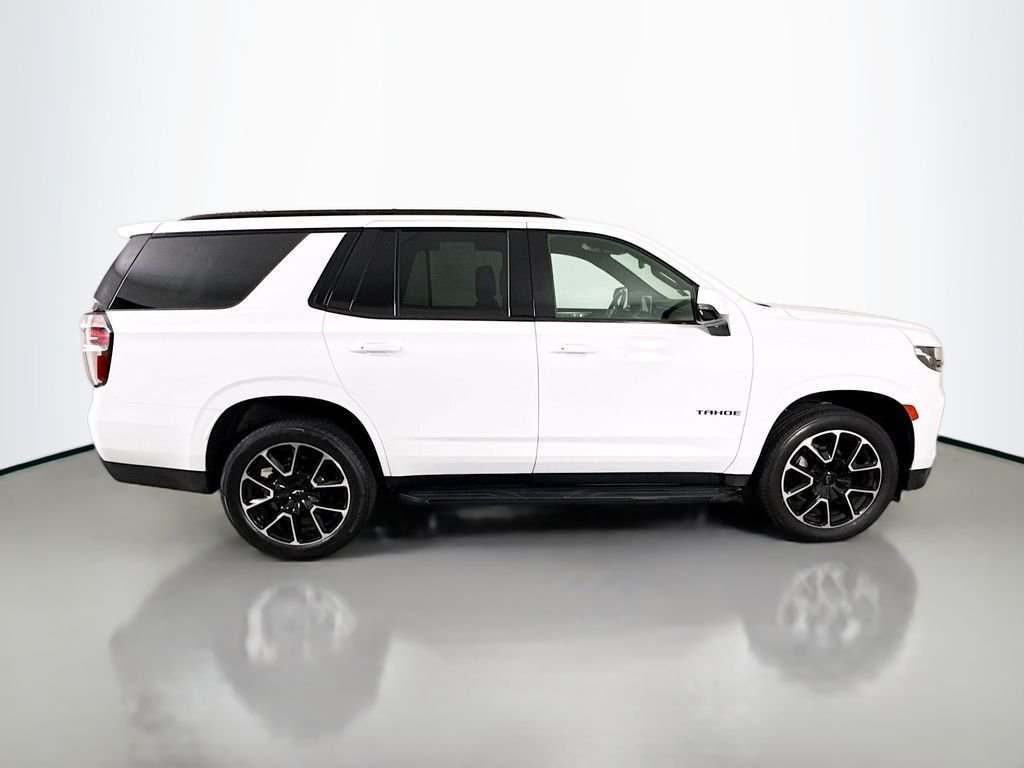 Used 2022 White Chevrolet RST image 9