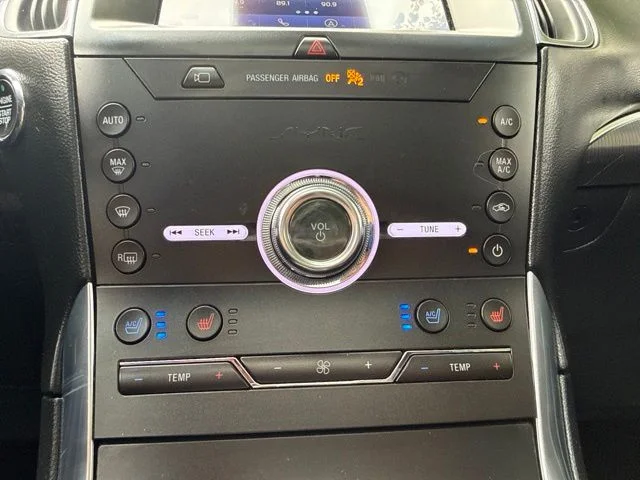 Used 2020 Blue Metallic Ford Titanium image 31