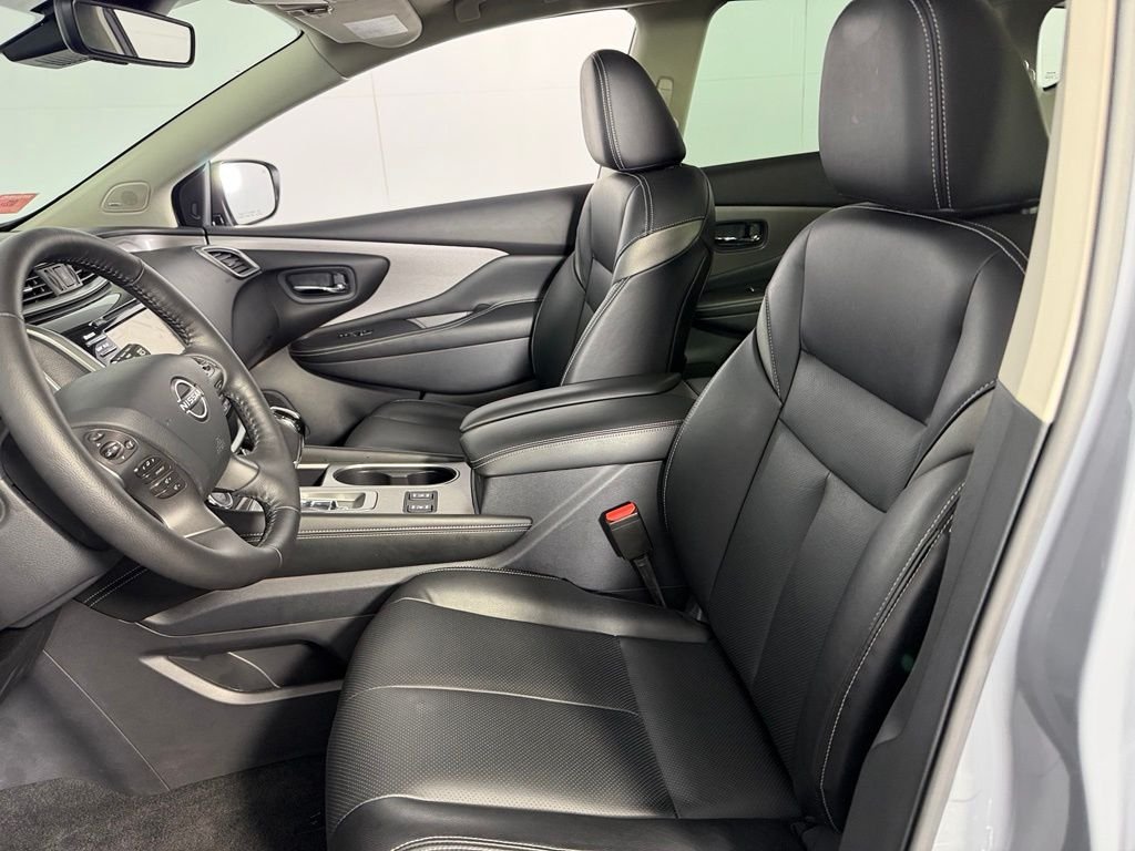 Used 2024 Gray Nissan SL image 22