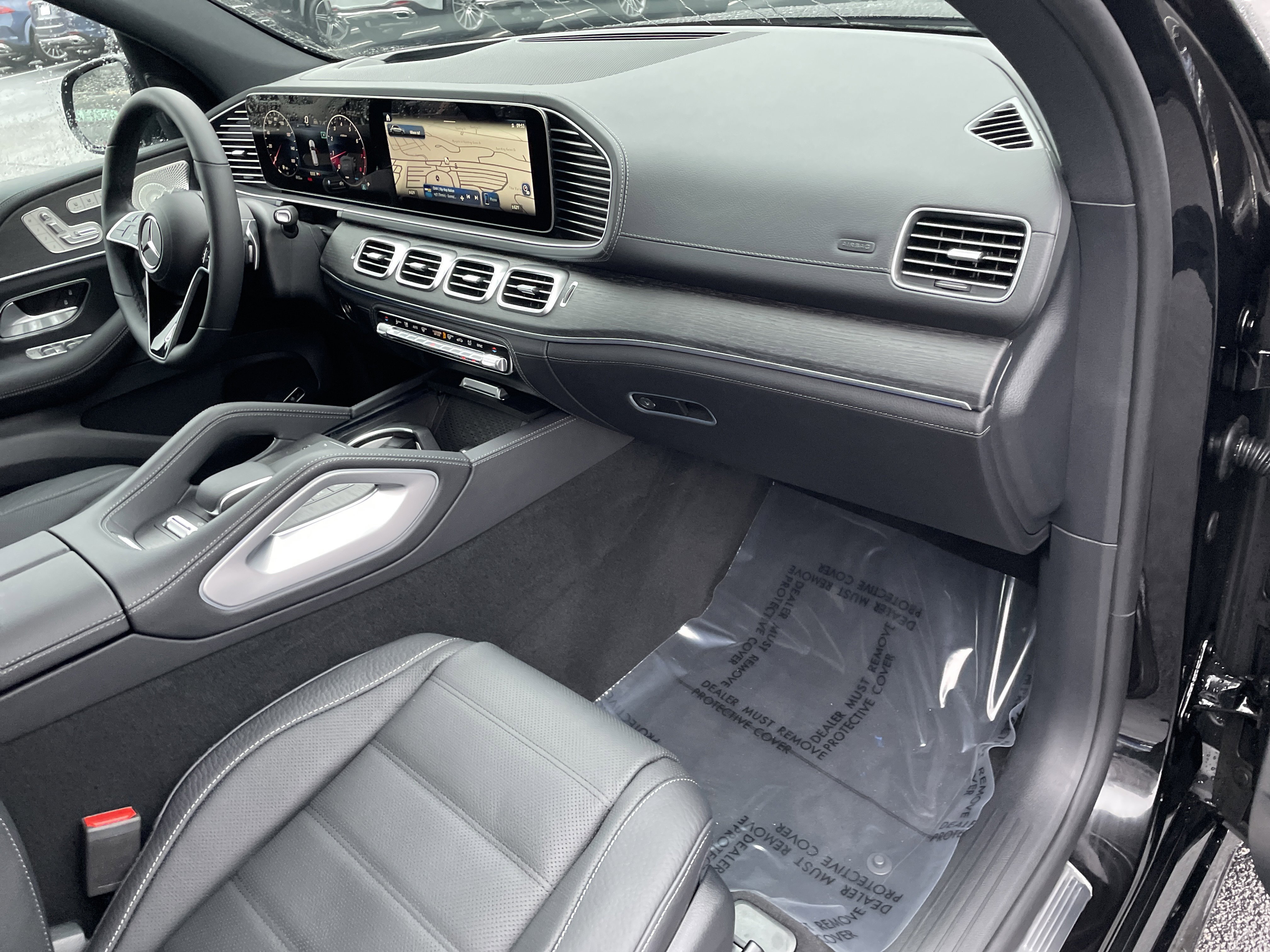 New 2026 Obsidian Black Metallic Mercedes-Benz GLE 580 4MATIC® SUV image 43