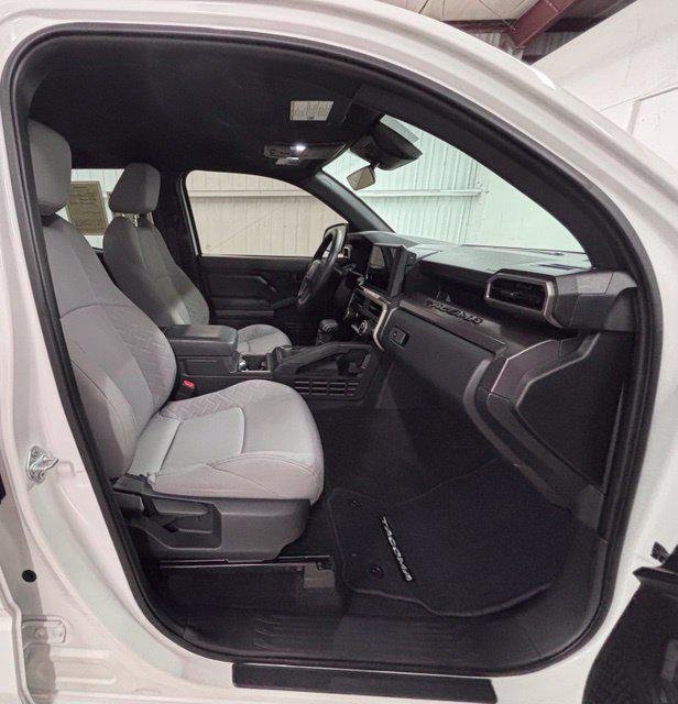 Used 2025 ICE CAP Toyota  image 18