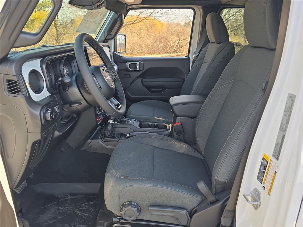 New 2026 Bright White Clear-Coat Exterior Paint Jeep Willys image 19
