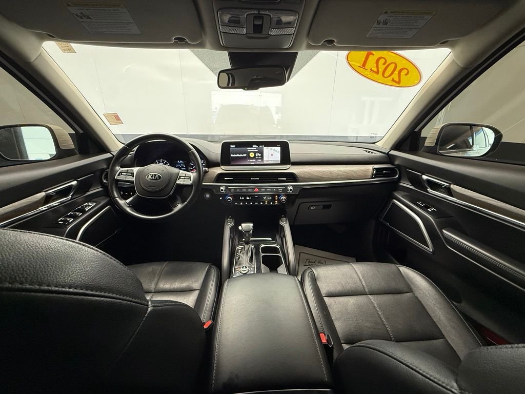 Used 2021 White Kia EX image 4