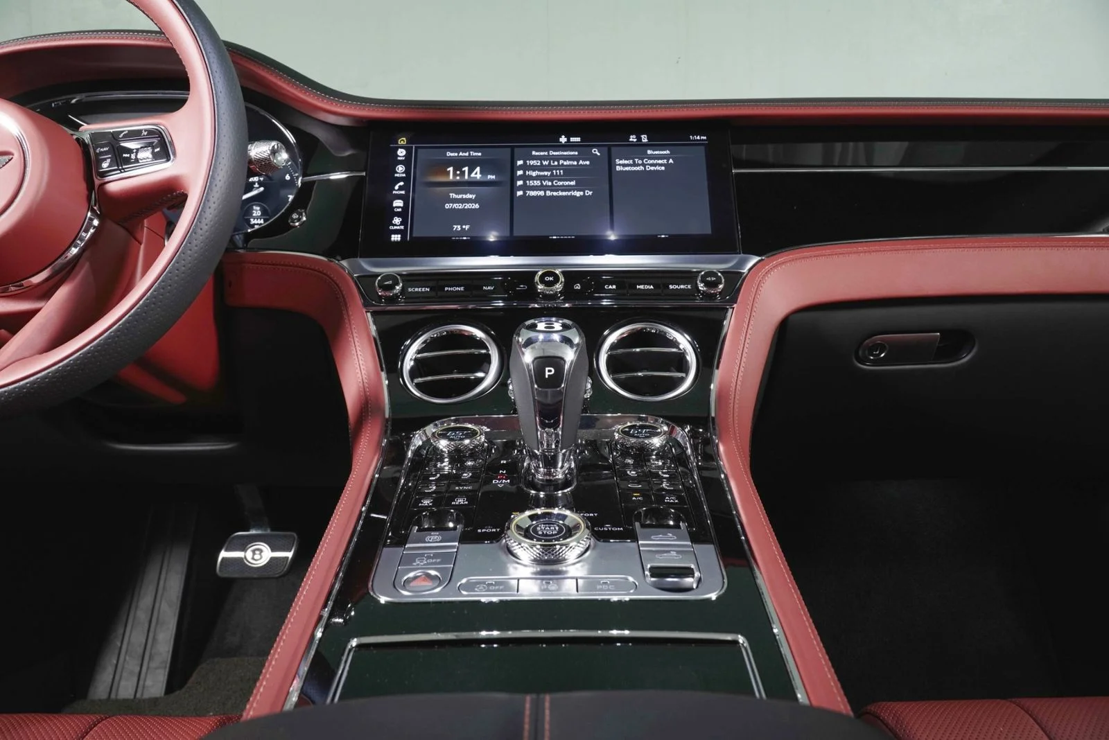 Used 2022 White Bentley  image 20