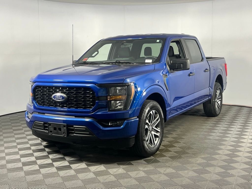 2023 Ford F-150 XL photo 2