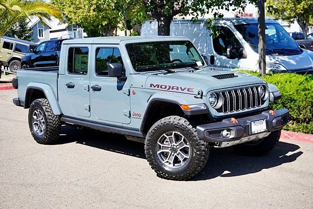 New 2026 Anvil Clear-Coat Exterior Paint Jeep Mojave image 3