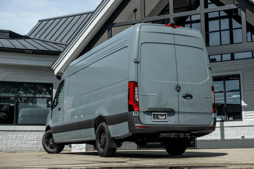 New 2026 Blue Gray Mercedes-Benz Cargo 170 WB image 33
