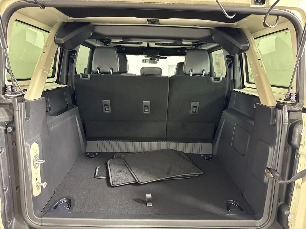 New 2025 Beige Ford Badlands image 28