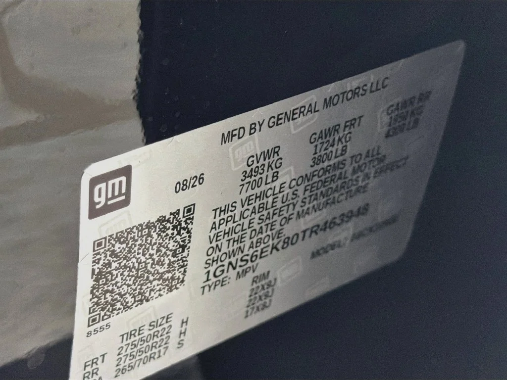 New 2026 Black Chevrolet RST image 31