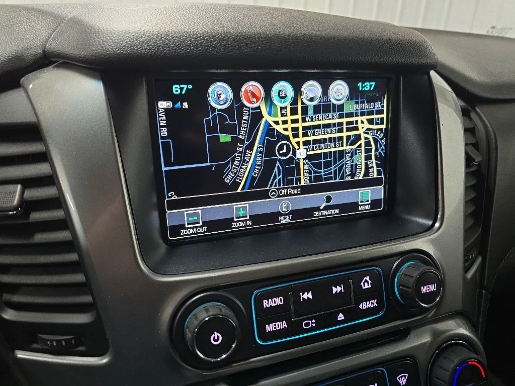 Used 2018 Black Chevrolet Premier image 26