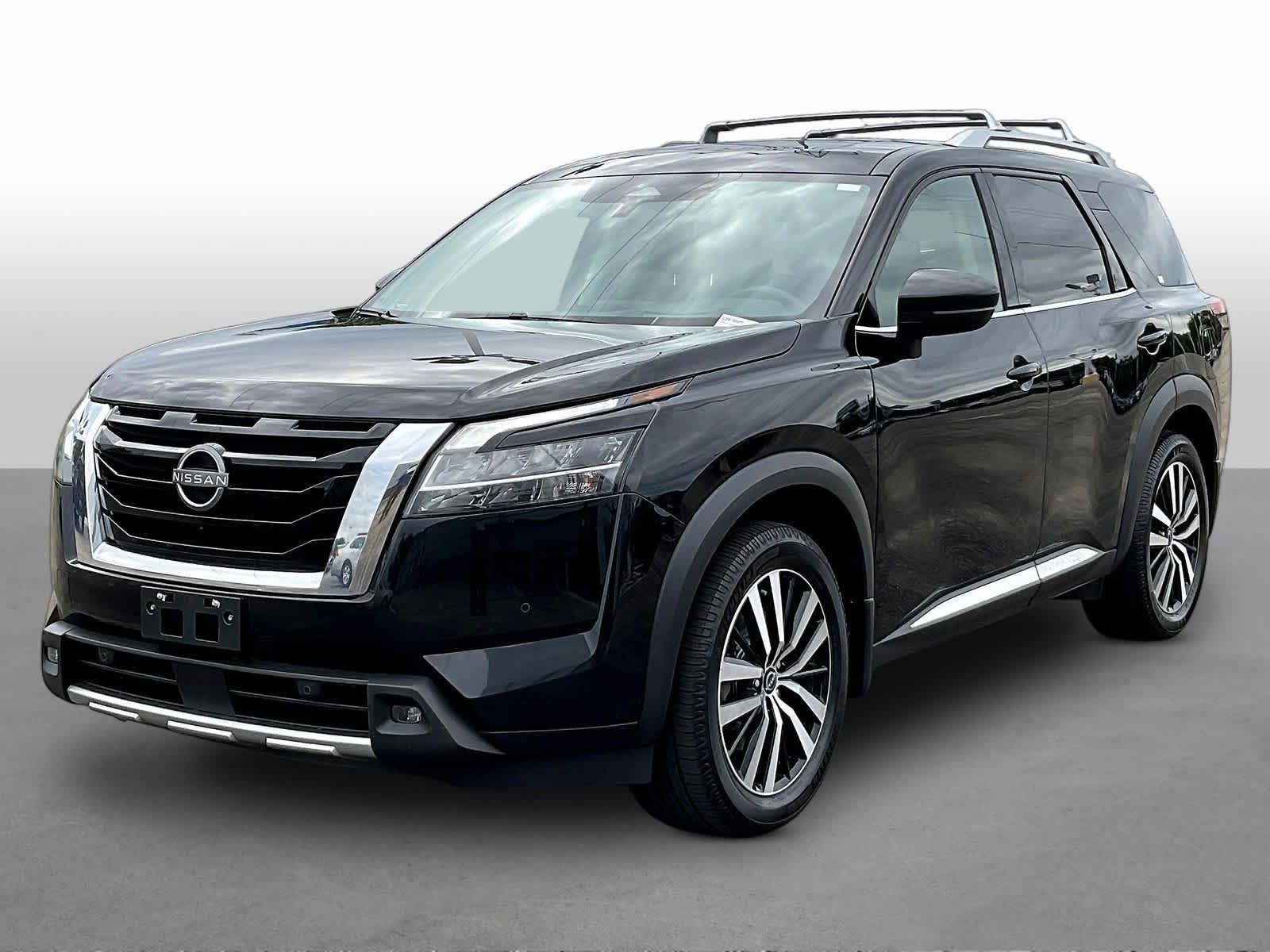 2023 Nissan Pathfinder Platinum - Photo 3