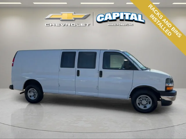 Used 2022 SUMMIT WHITE Chevrolet RWD 3500 Extended Wheelbase WT image 9