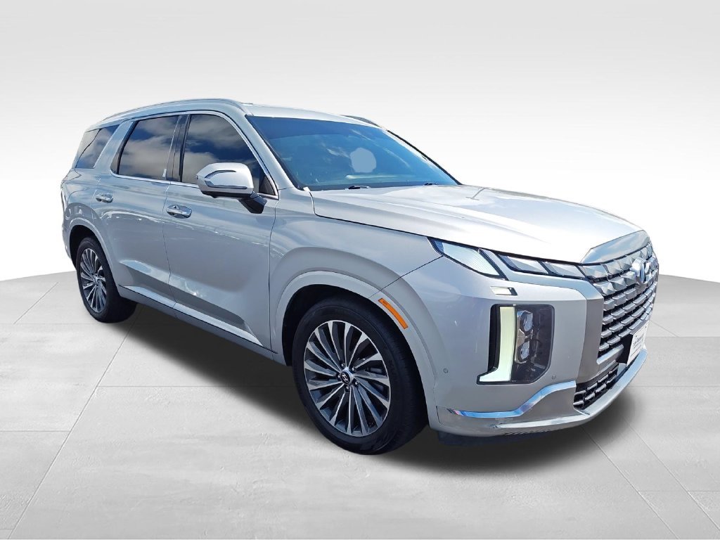 Used 2024 Silver Hyundai Calligraphy image 7
