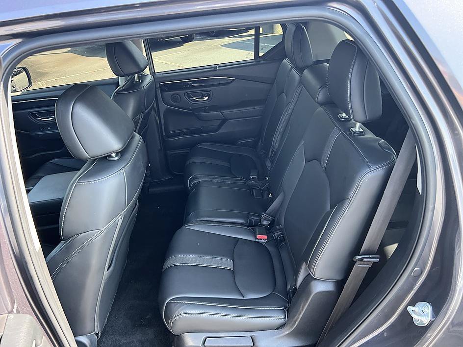 Used 2023 Gray Honda EX-L 8 Passenger image 14