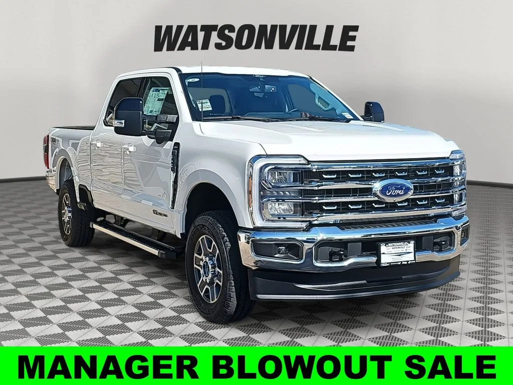 New 2026 Star White Metallic Tri-Coat Ford F-250® Platinum® image 1