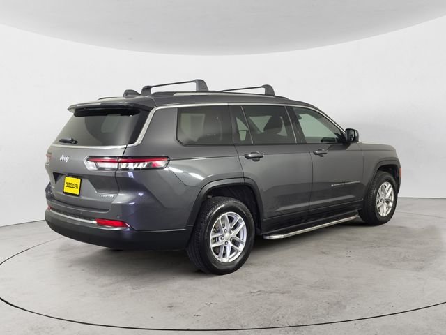 Used 2022 Gray Jeep Laredo image 5