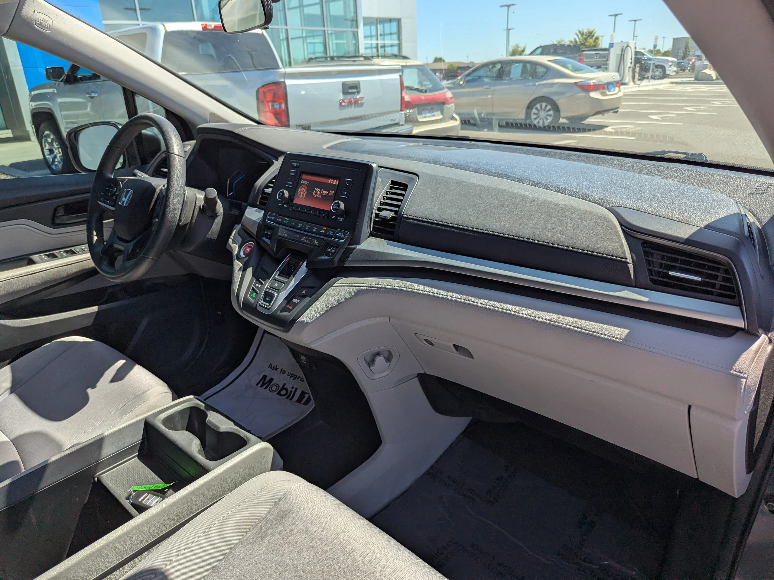 Used 2018 Charcoal Honda LX image 37