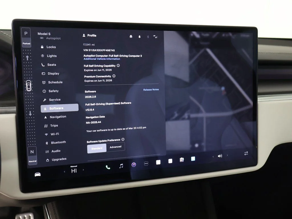 Used 2023 Blue Tesla Plaid image 44