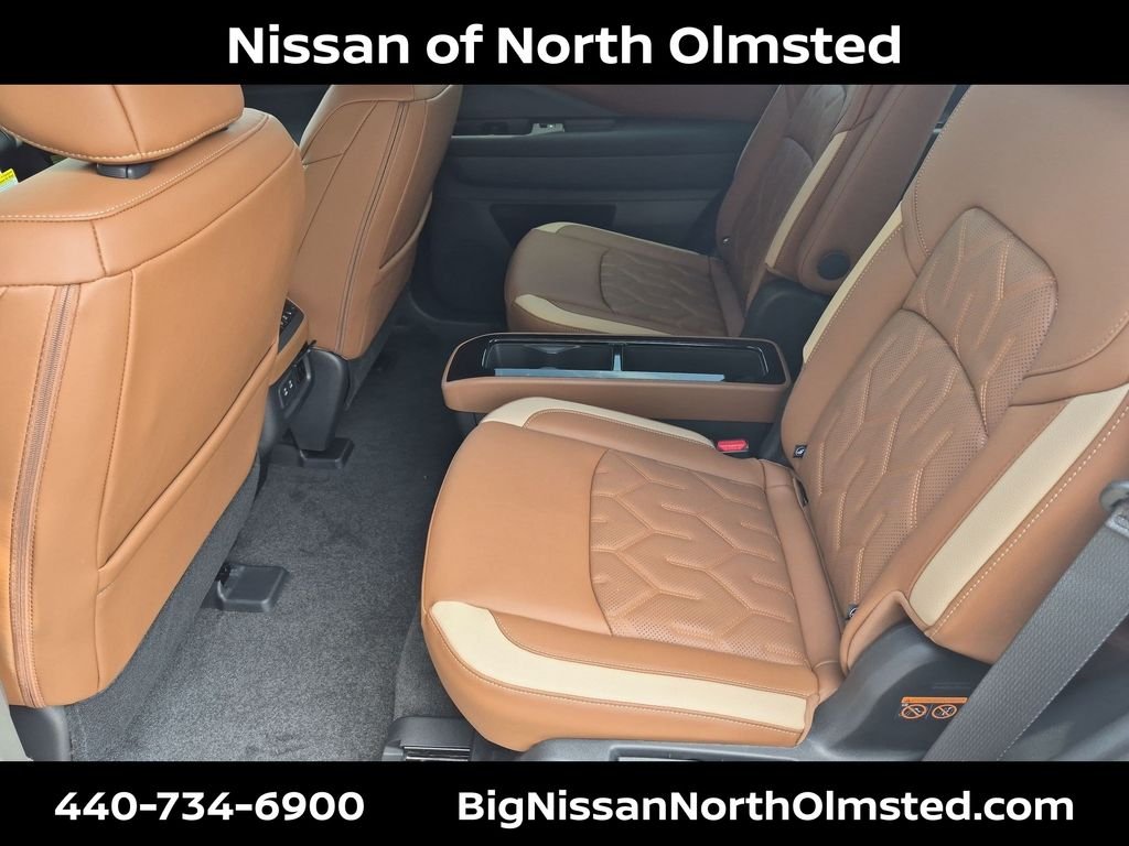 New 2026 Baltic Teal Pearl / Super Black Two-tone Nissan Platinum image 18