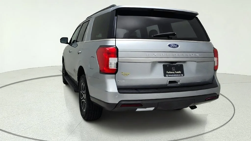 Used 2024 Gray Ford XLT image 4