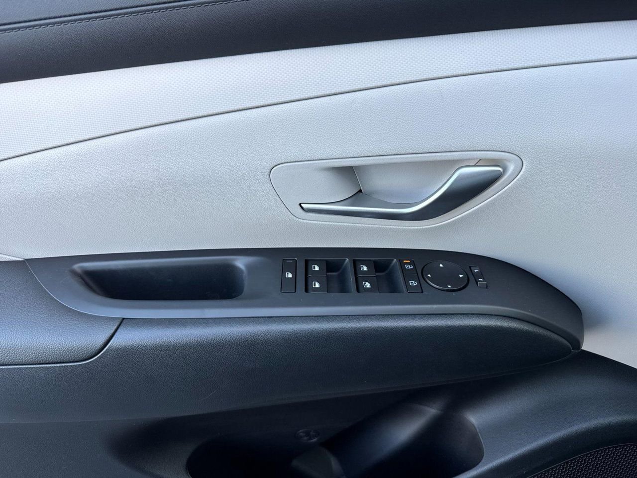 New 2026 Gray Hyundai SEL image 10