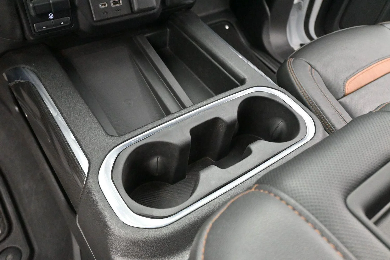 Used 2021 SUMMIT WHITE GMC AT4 image 19