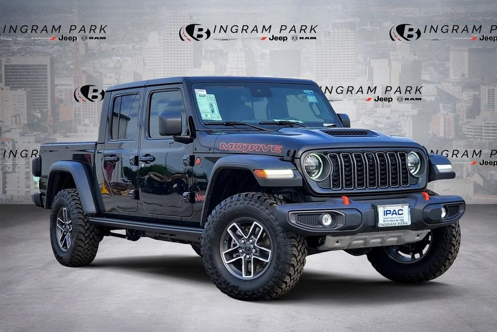 New 2025 Black Jeep Mojave image 1