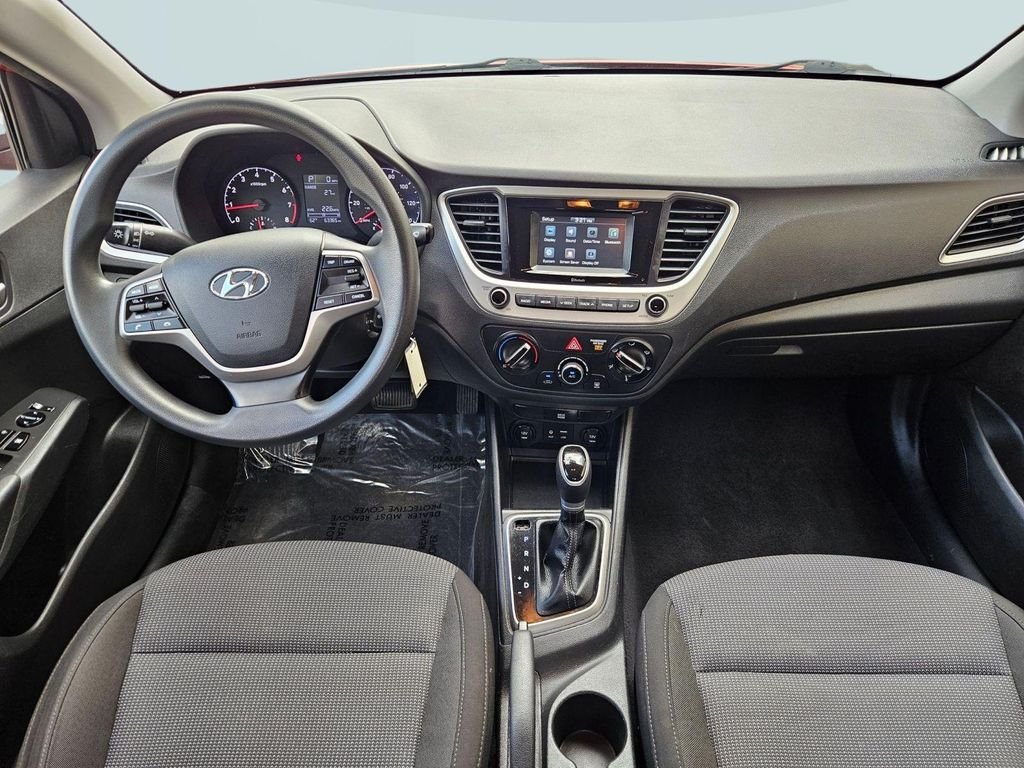 Used 2021 Pomegranate Red Metallic Hyundai SE image 22