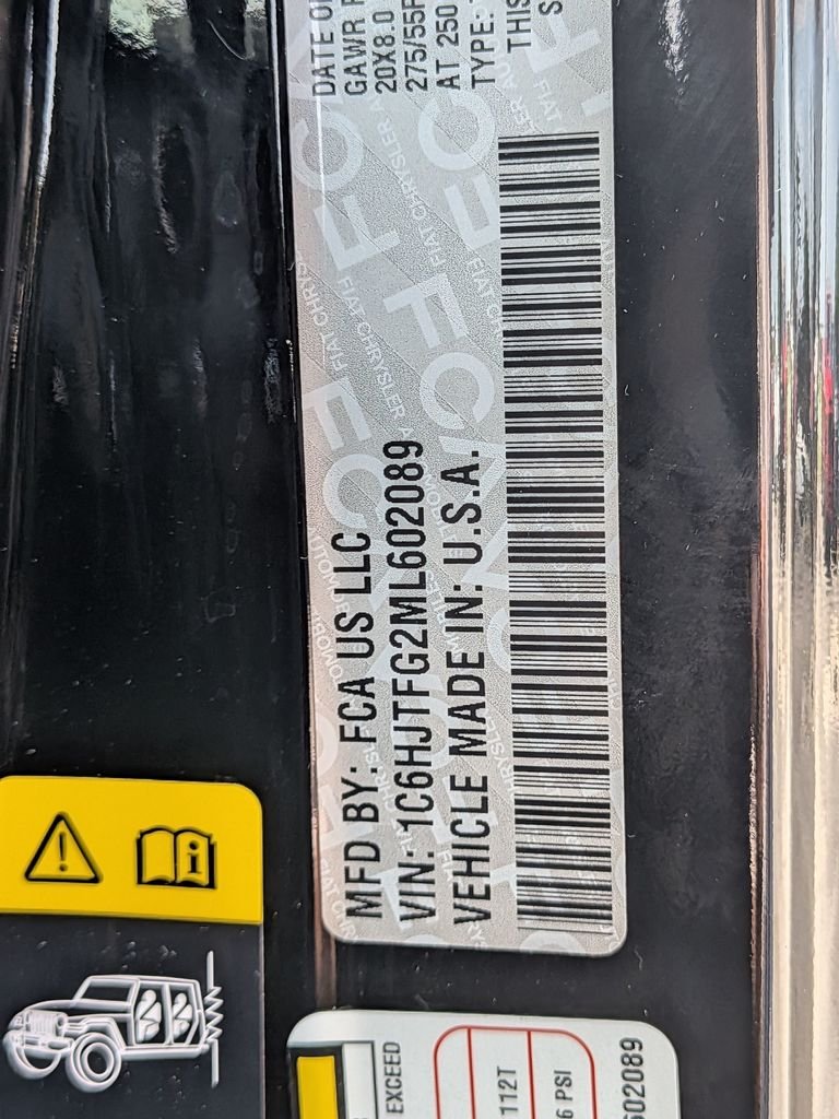 Used 2021 Black Jeep Overland image 28