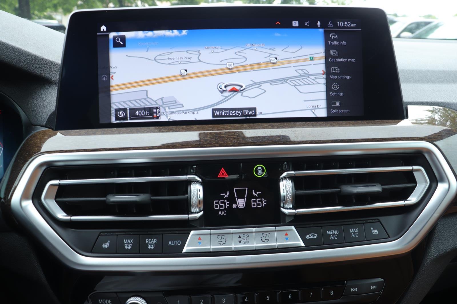 Used 2024 Skyscraper Grey Metallic BMW sDrive30i image 31