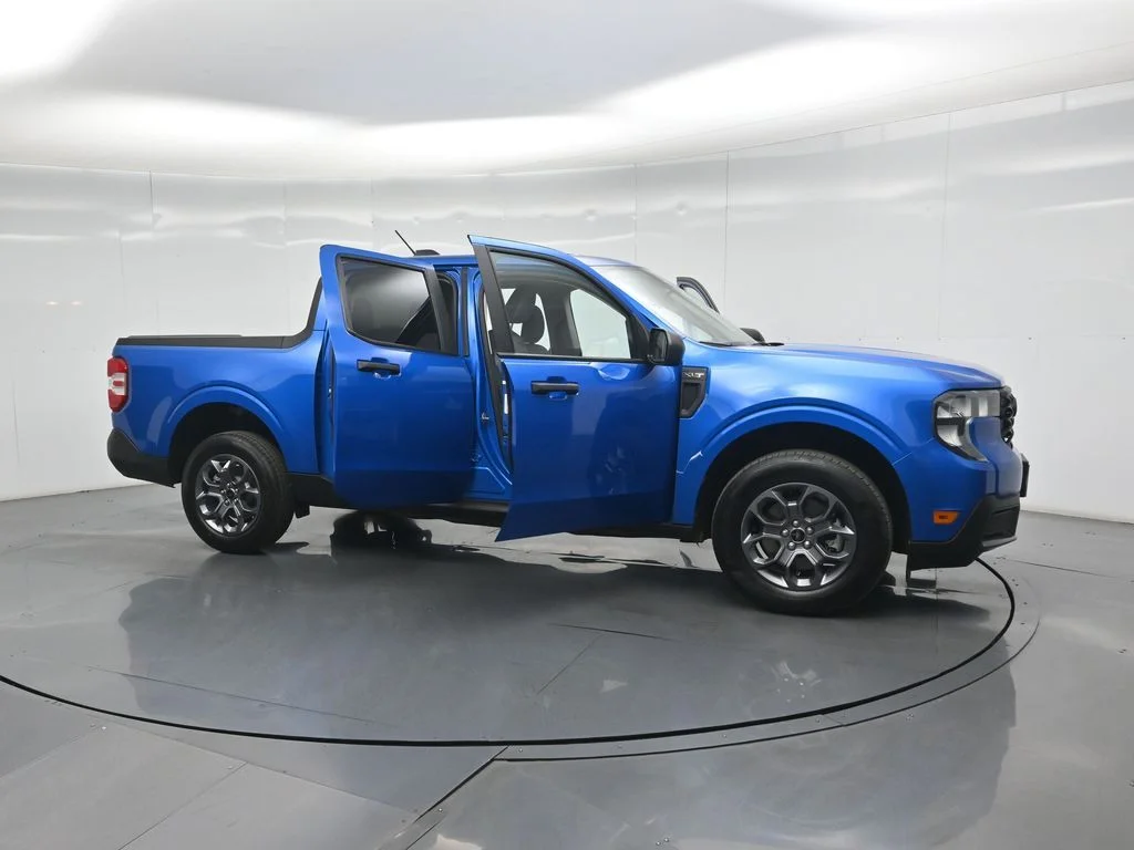 Certified Used 2026 Blue Ford XLT image 31