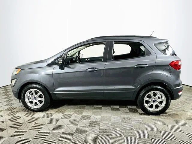 Used 2020 Blue Ford SE image 6