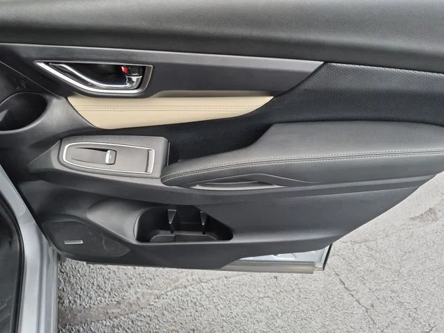 Used 2022 Silver Subaru Limited image 36