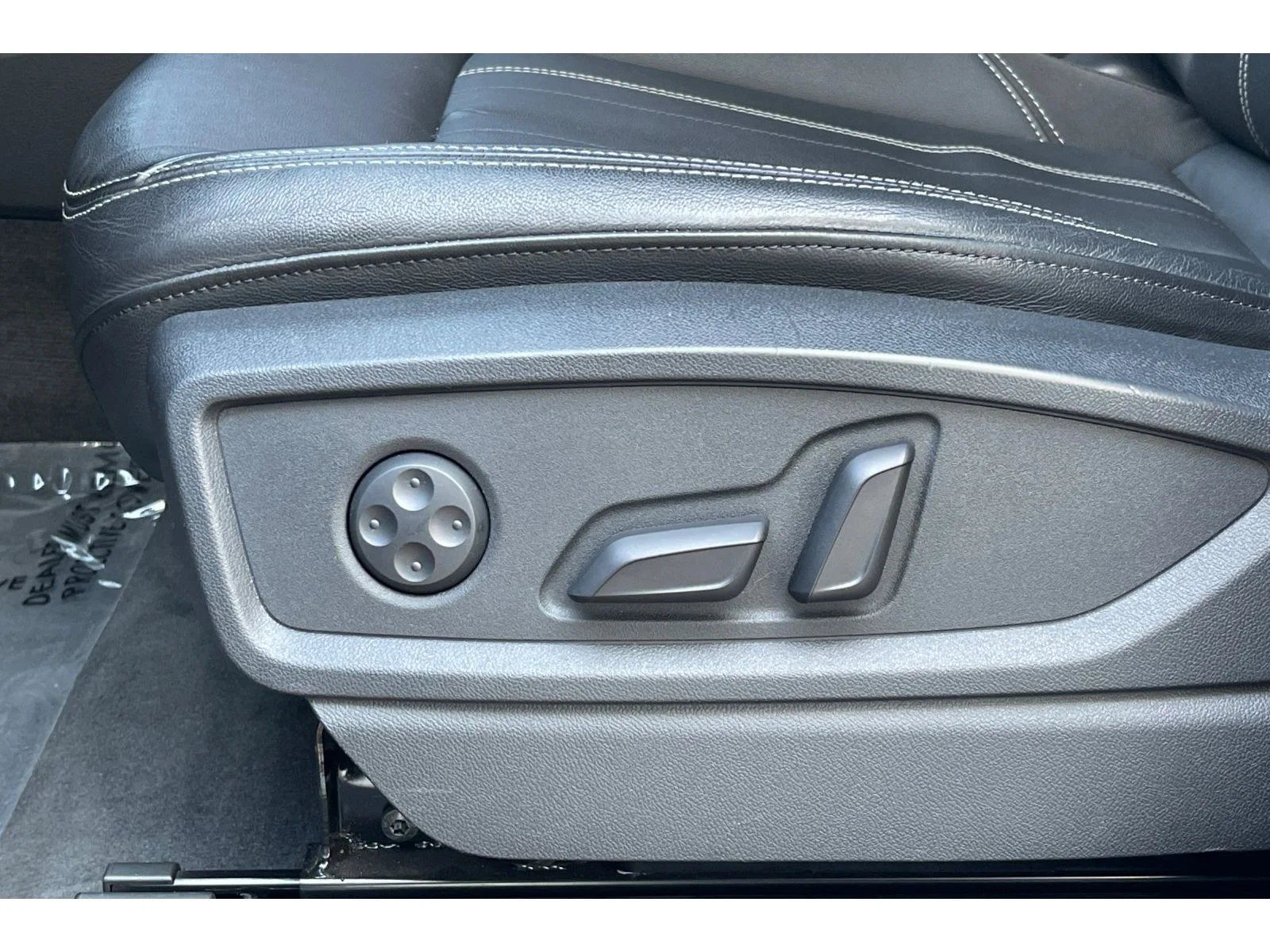 Used 2021 Manhattan Gray Metallic Audi Premium image 13
