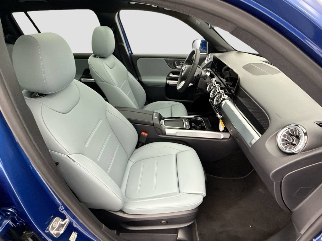 New 2026 Starling Blue Metallic Mercedes-Benz GLB 250 image 19